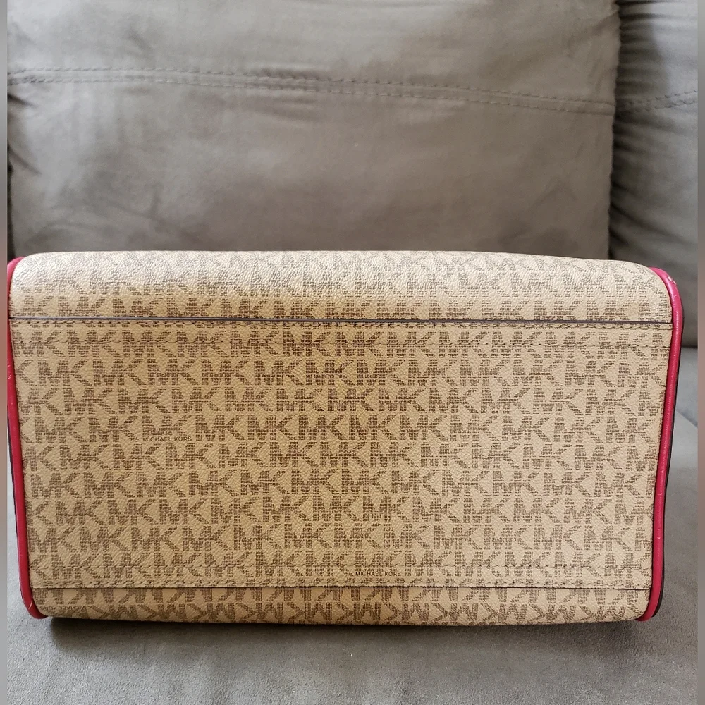 Michael Kors Fuchsia and Beige Satchel - Picture 2 of 14